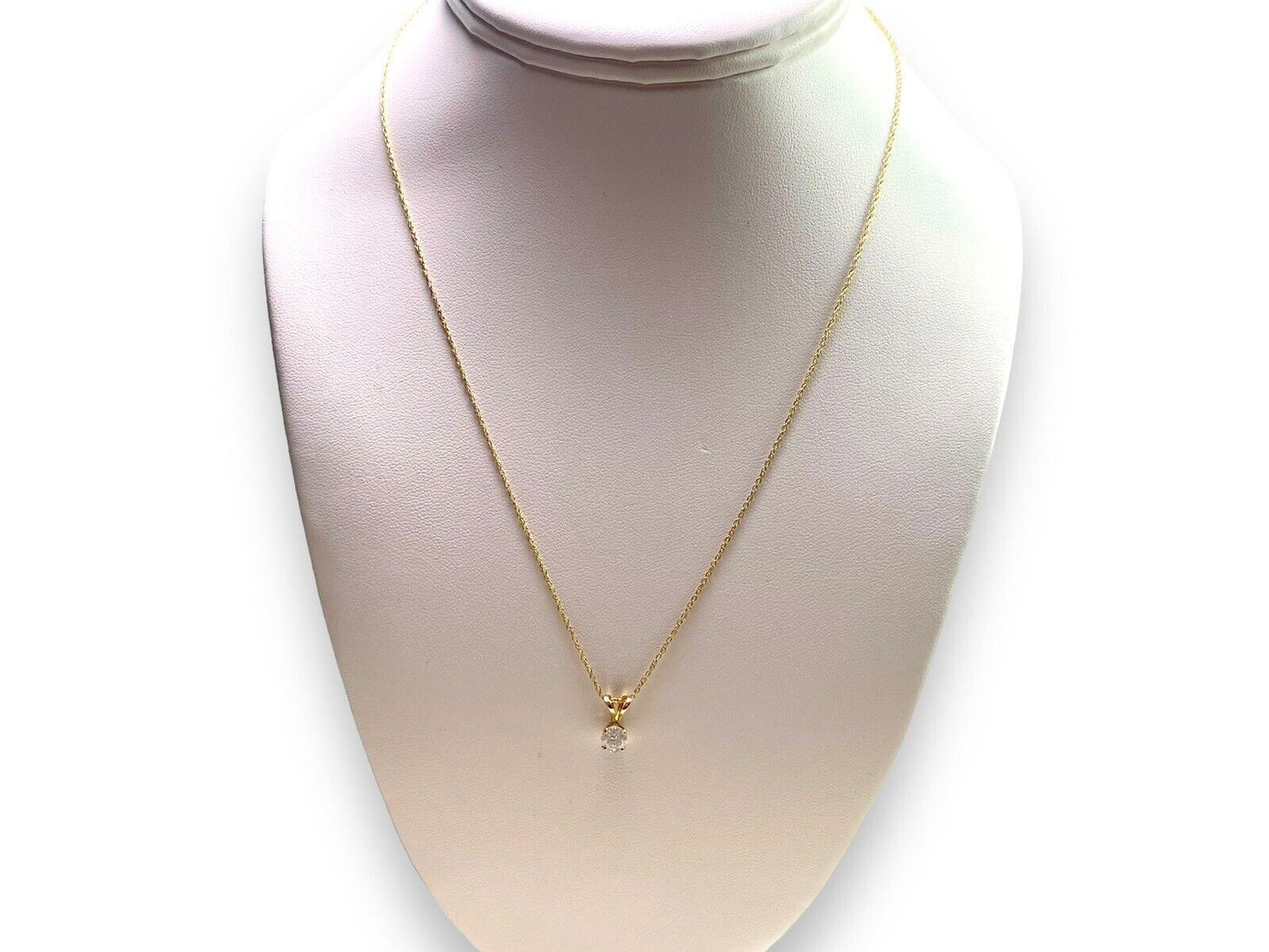 Vintage 14k Yellow Gold Natural Round Diamond Solitaire Pendant Necklace