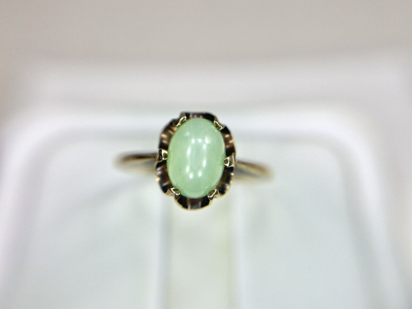 Vintage Art Deco 10k Rose Gold Oval Shape Green Jade Solitaire Ring