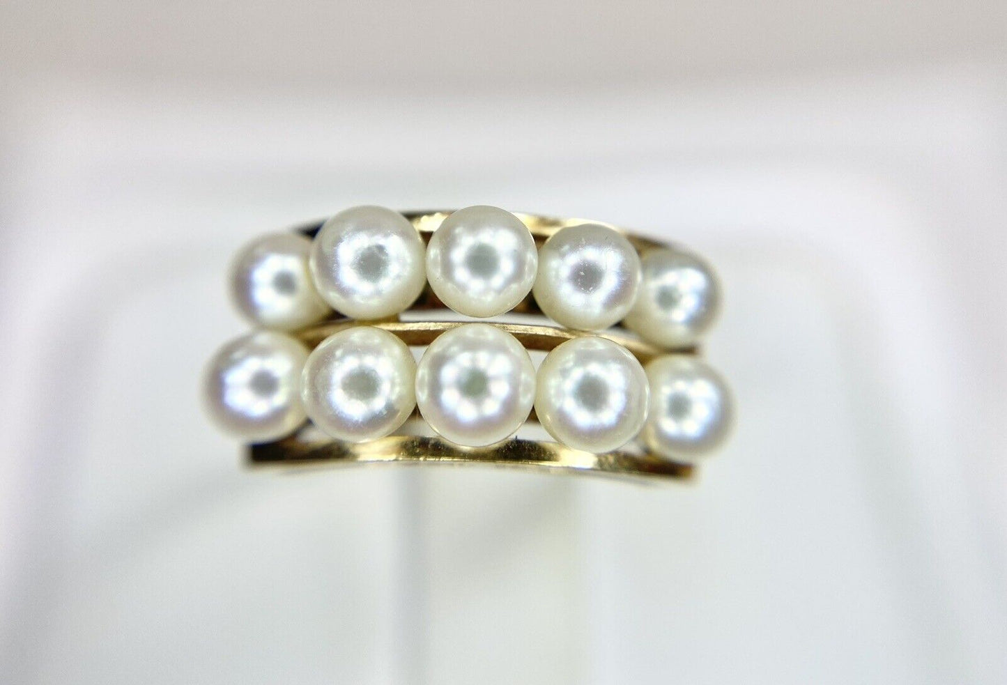 Vintage 14k Yellow Gold Signed Round White Pearl Cocktail Ring