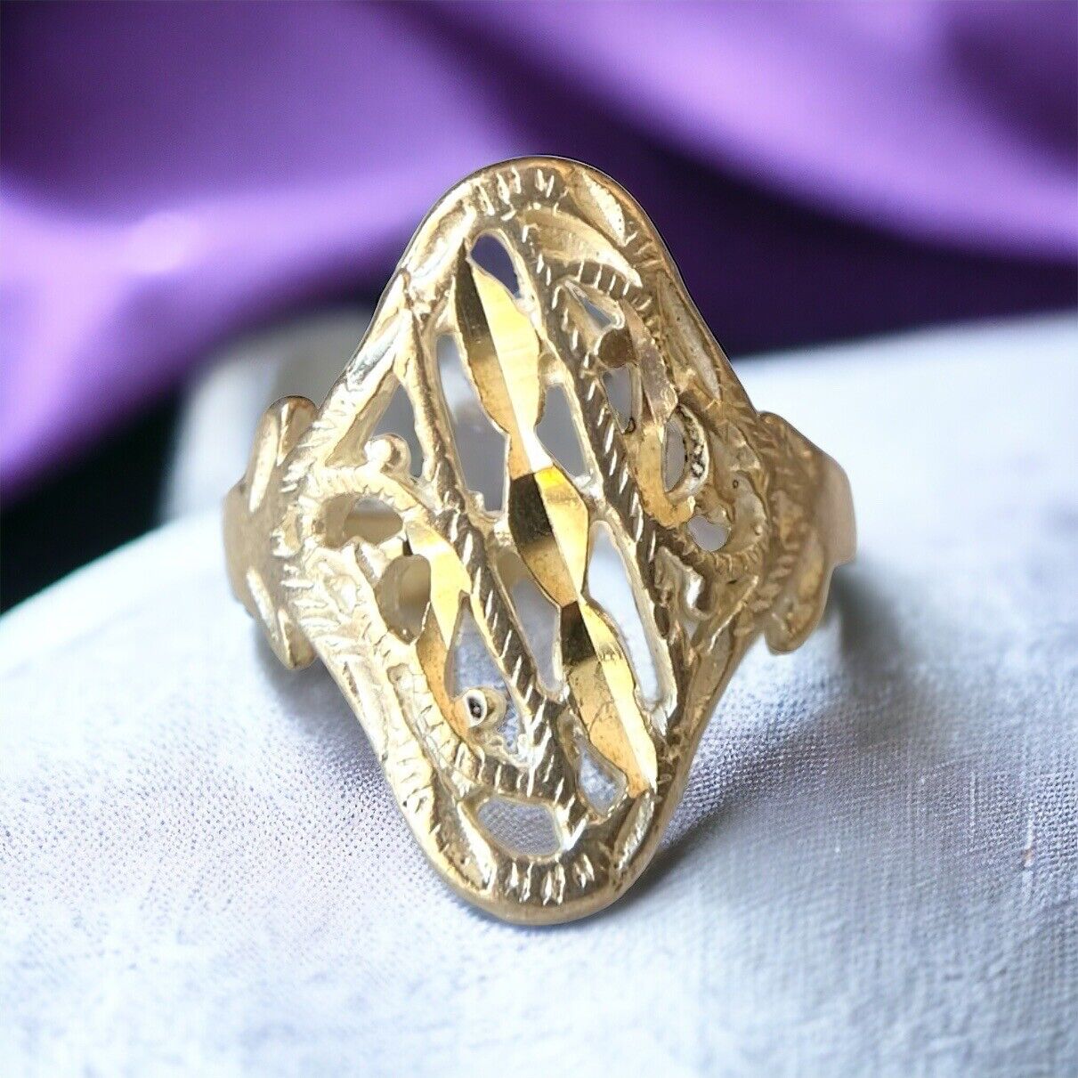 Vintage Sterling Silver Retro Filigree Shield Shape Ring Size 4.75