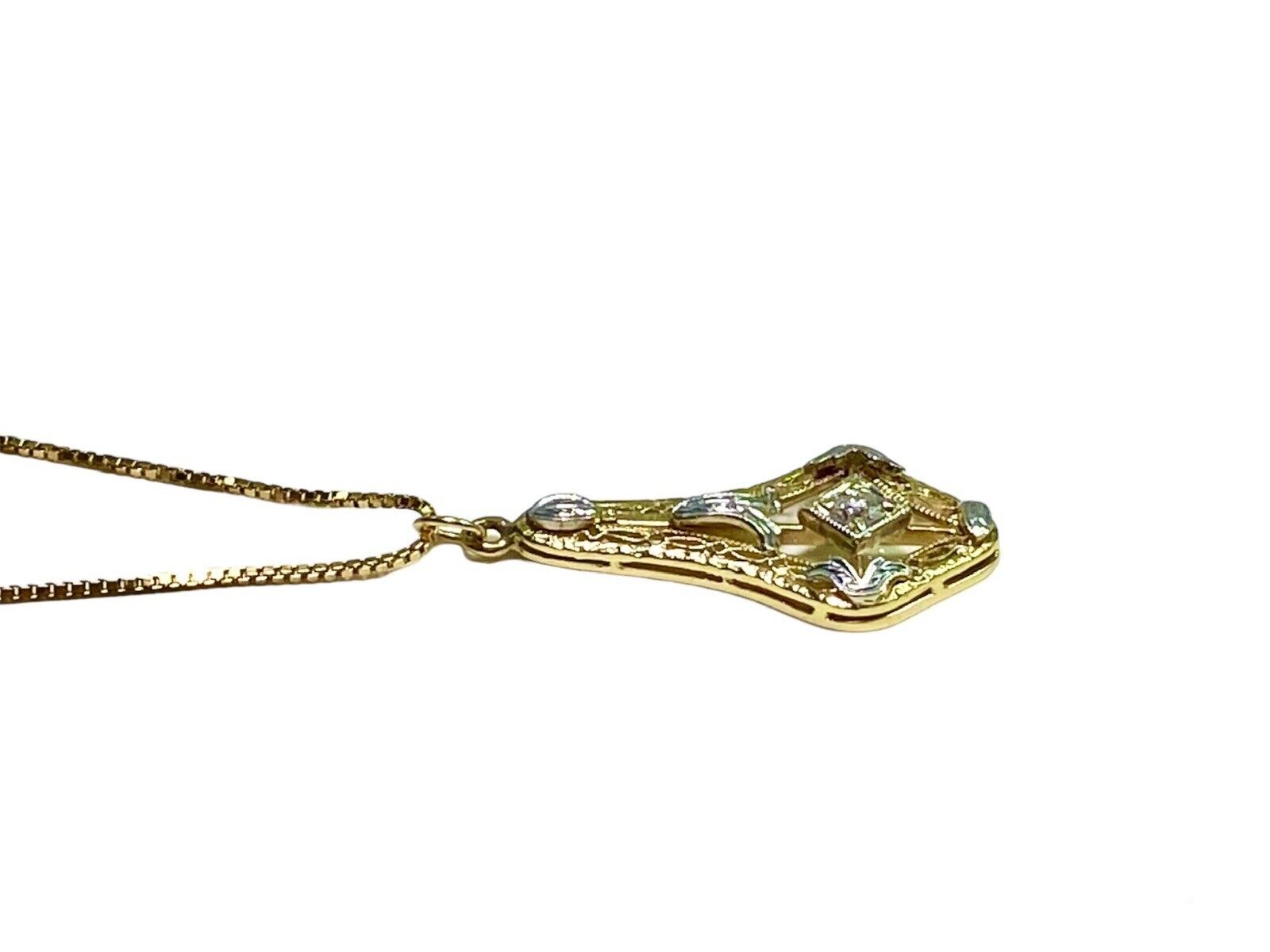 Vintage Art Deco 14k Yellow Gold Round Diamond Filigree Pendant Necklace