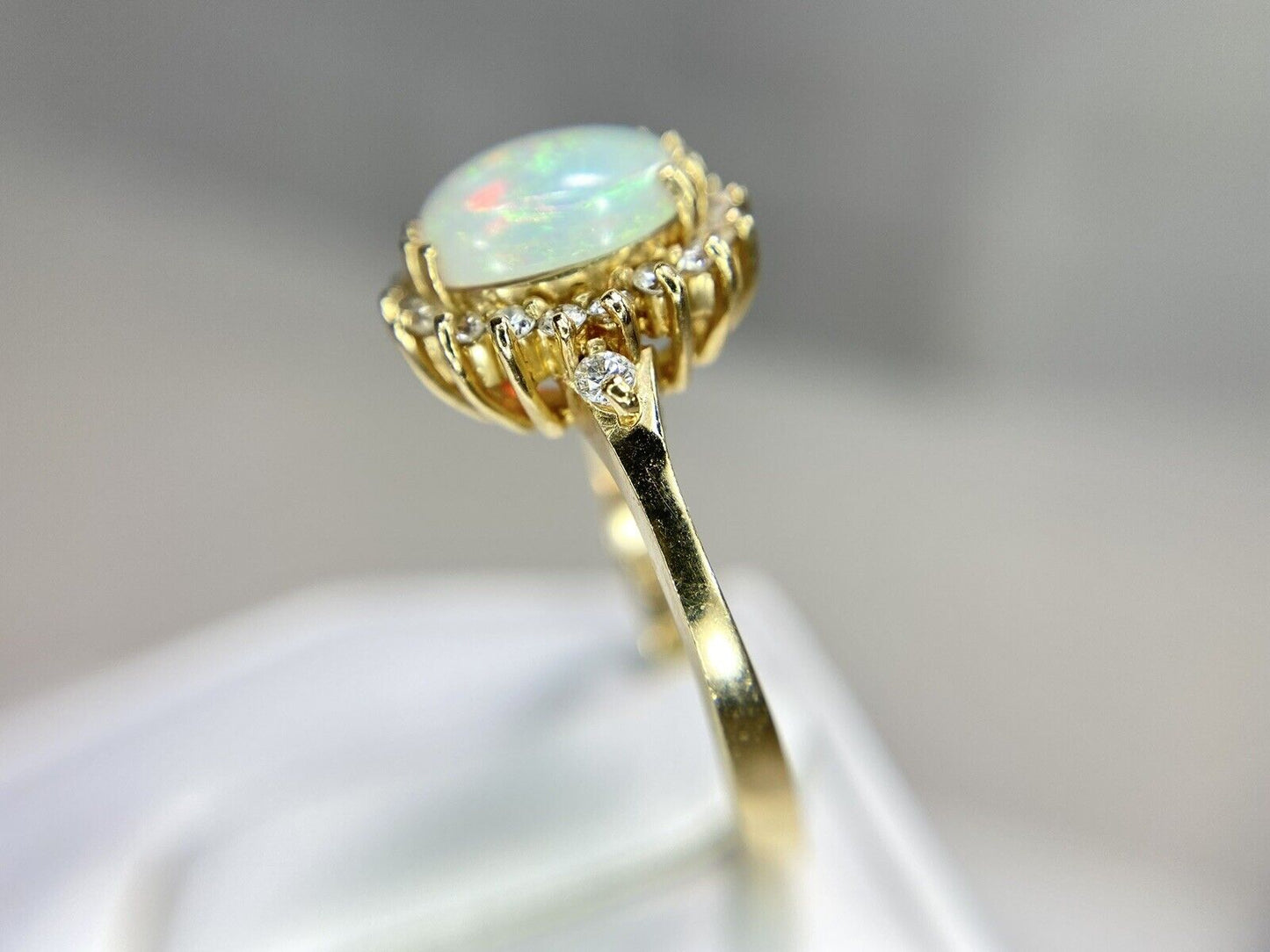 Vintage 14k Yellow Gold Signed Natural Oval Opal Diamond Halo Cocktail Ring