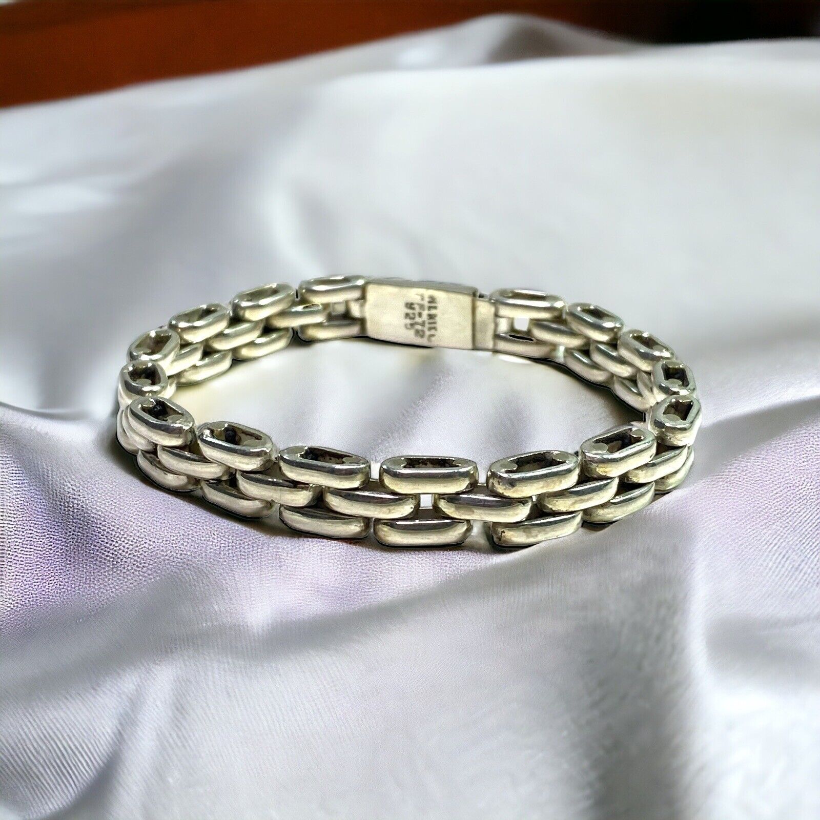 Vintage Sterling Silver Deco Style Heavy Link Bracelet 7.50 Inches