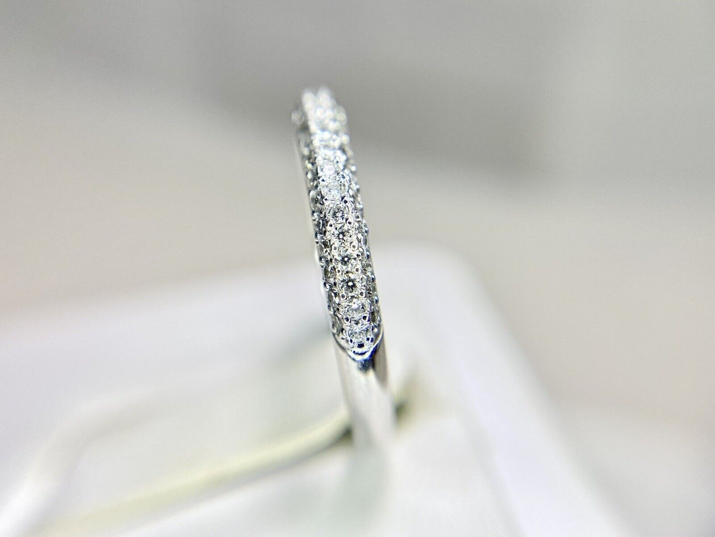 14k White Gold Natural Round Diamond Pave Set Wedding Band Ring