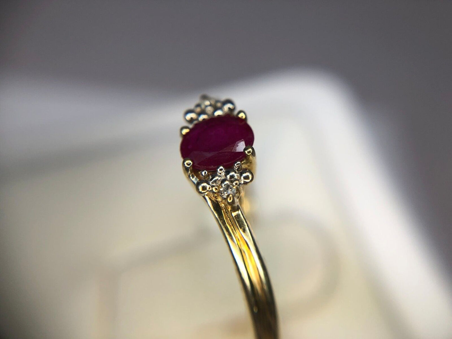 Estate Vintage 10k Yellow Gold Oval Shape Red Ruby Diamond Ring Size 9.25