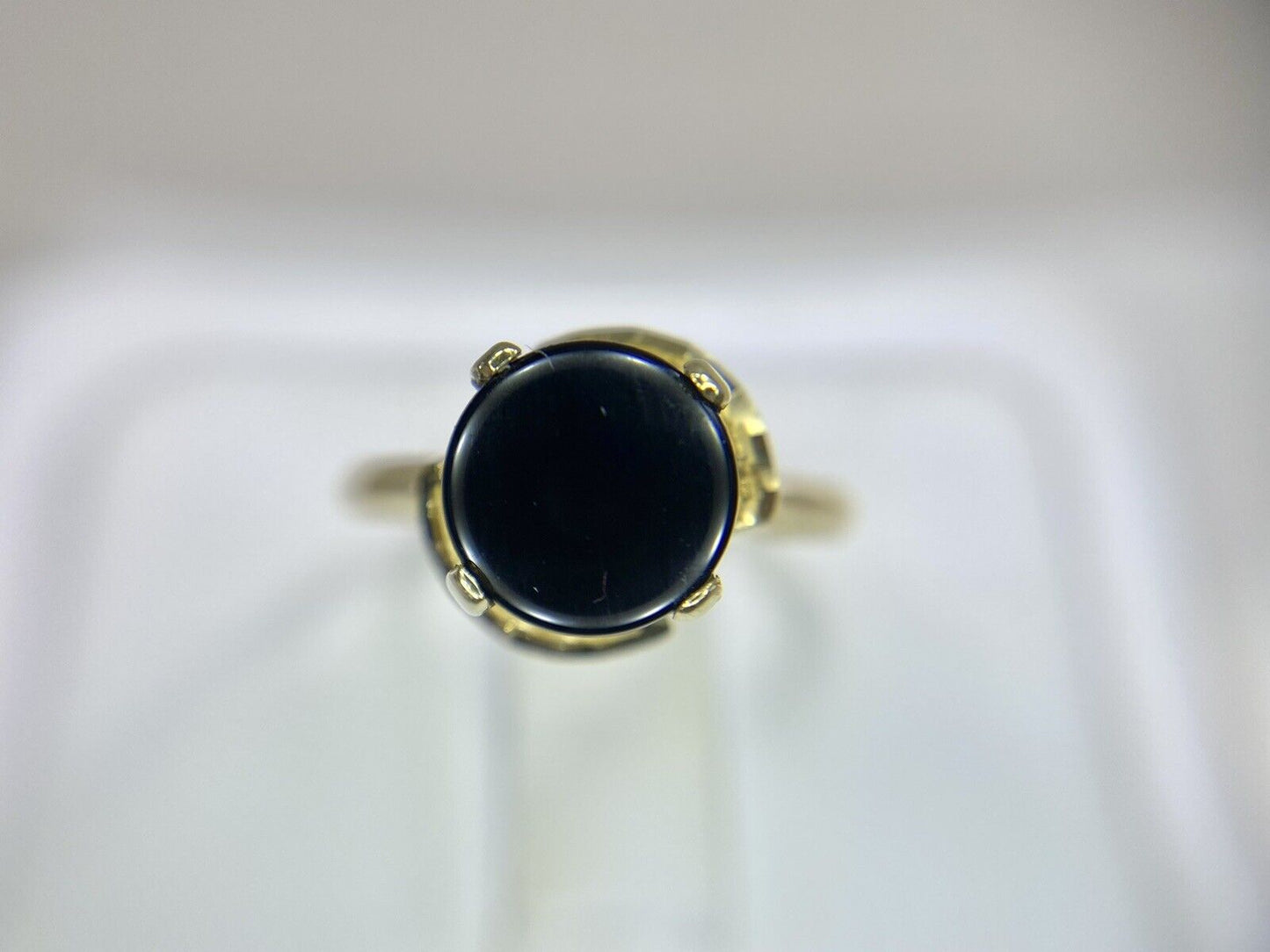 Vintage 14k Yellow Gold Round Flat Circle Black Onyx Solitaire Ring