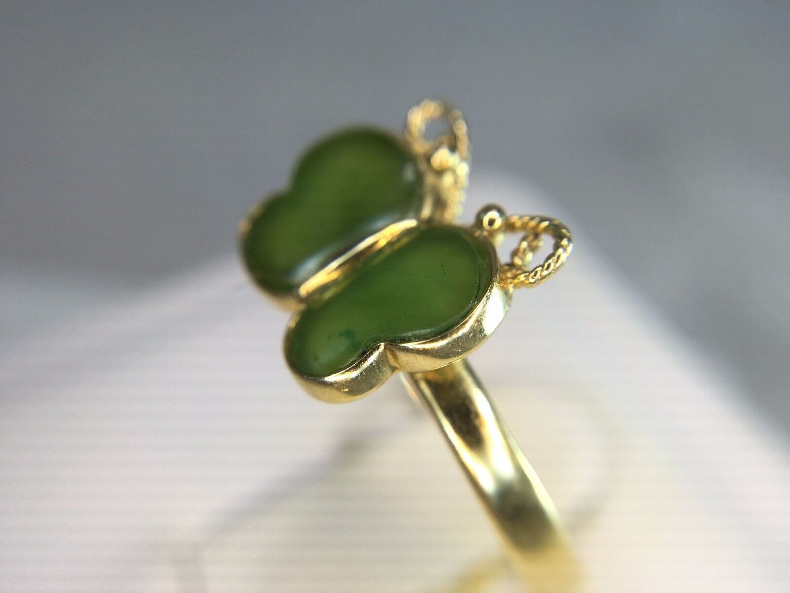 Estate 14k Yellow Gold Green Jade Small Butterfly Ring Size 7.0