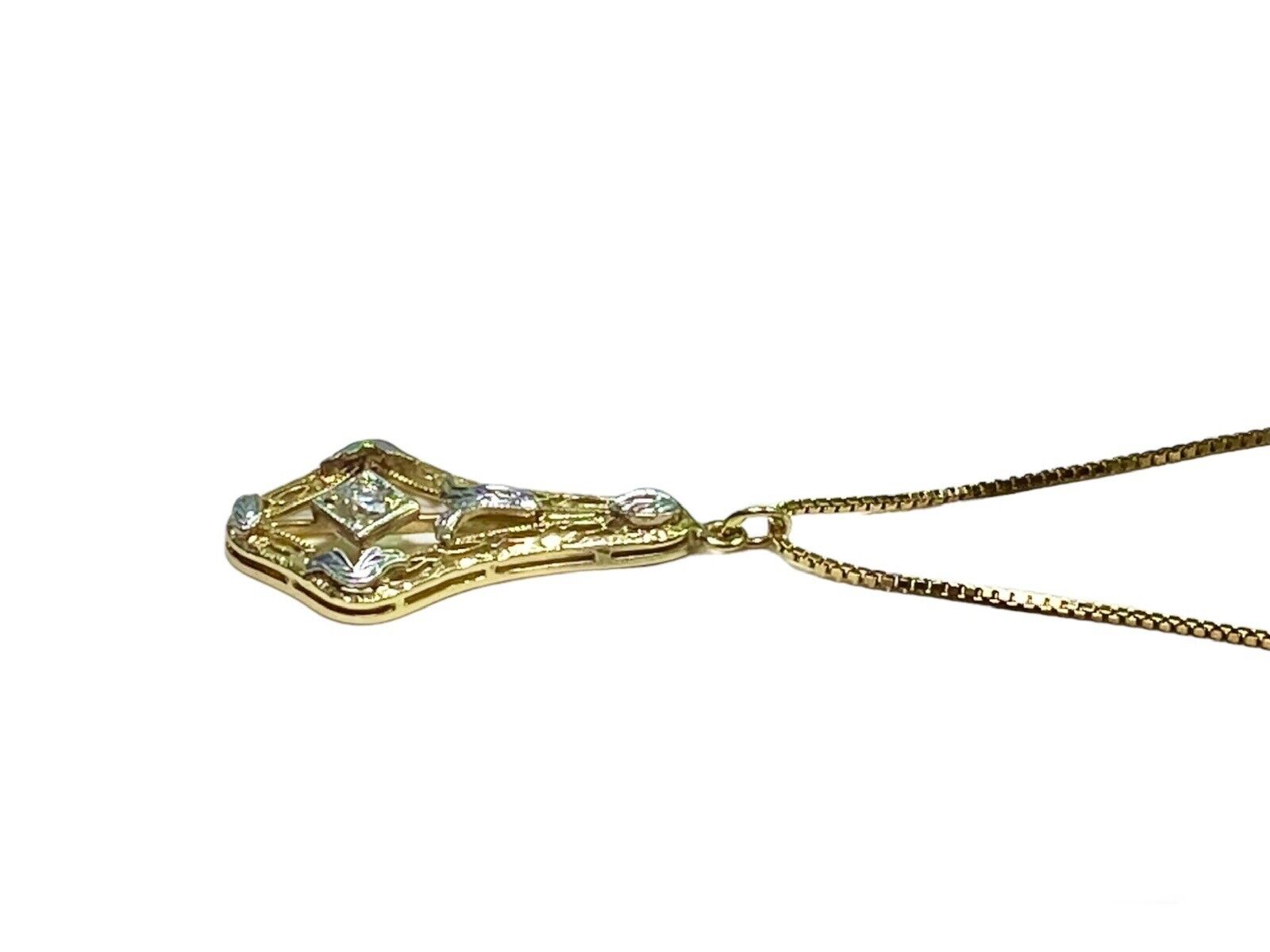 Vintage Art Deco 14k Yellow Gold Round Diamond Filigree Pendant Necklace