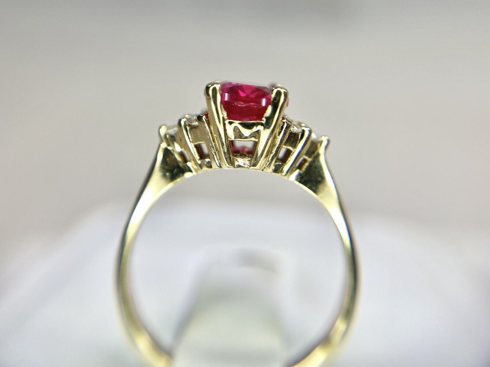 Vintage 14k Yellow Gold Oval Shape Red Ruby Round Classic Diamond Ring