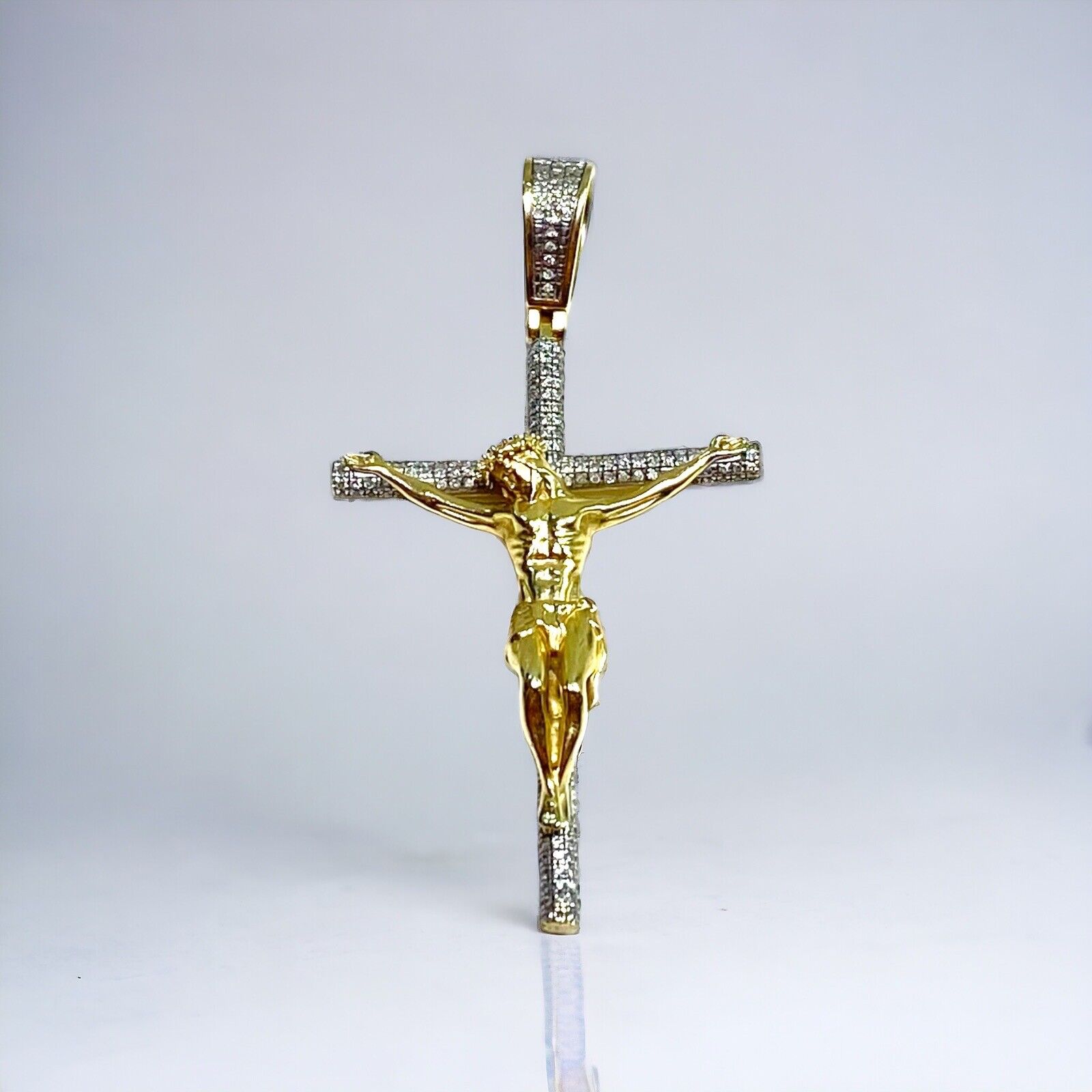 10k Yellow Gold Natural Round Diamond Jesus Classic Cross Pendant