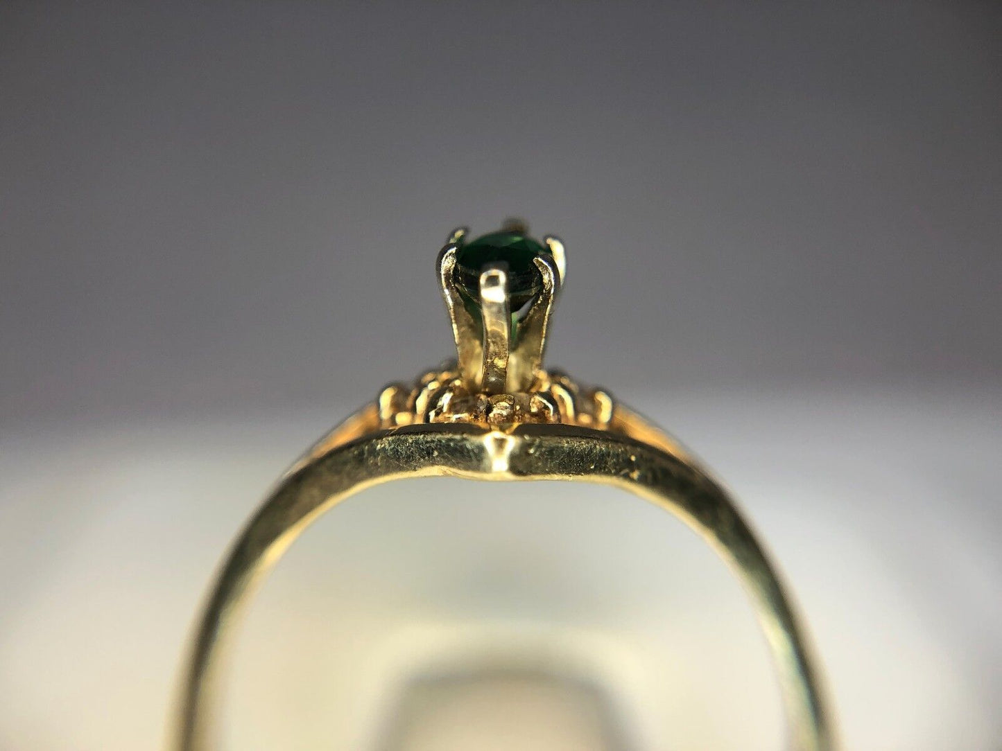 Estate Retro 10k Yellow Gold Marquise Green Tourmaline Round Diamond Ring