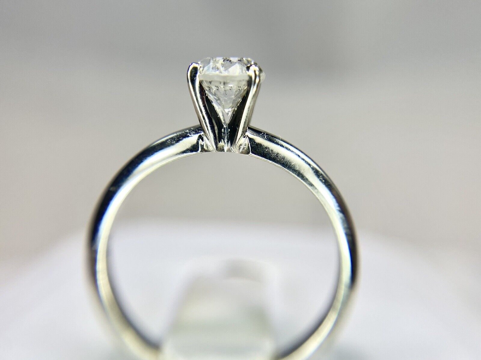 14k White Gold Natural Round Brilliant Diamond Solitaire Engagement Ring