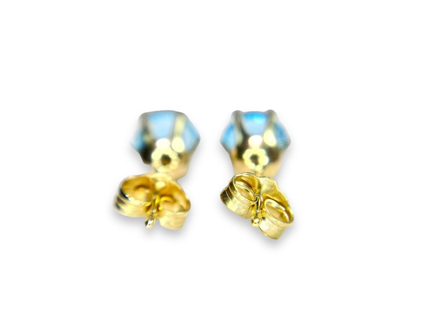 Vintage 14k Yellow Gold Natural Round Blue Topaz Stud Earrings