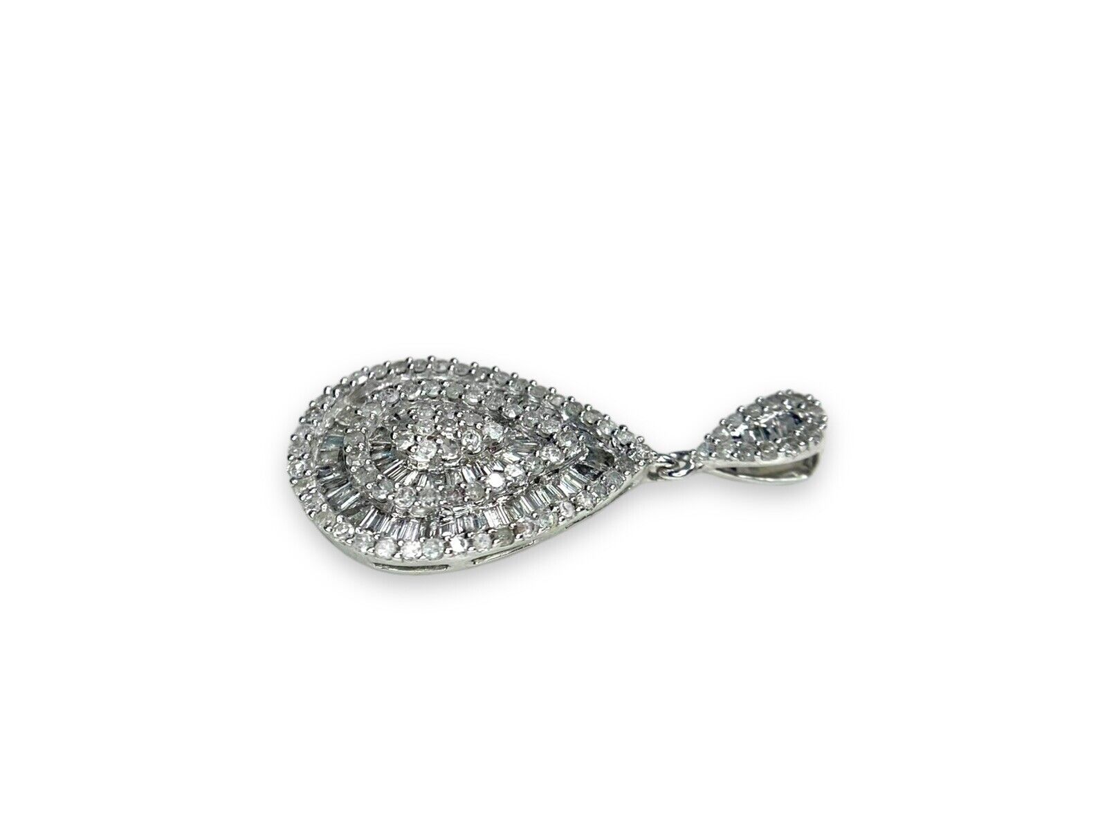 Vintage 10k White Gold Natural Round Baguette Cut Diamond Cluster Pear Pendant