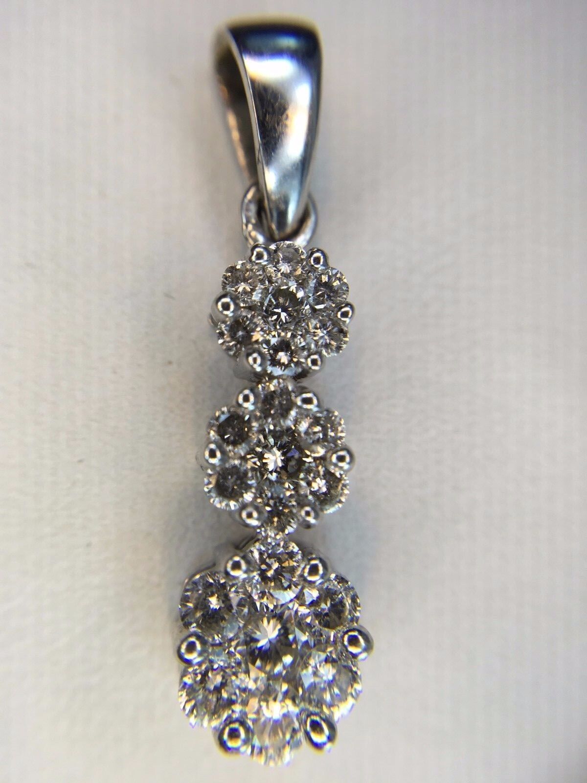 Estate 14k White Gold Round Brilliant Diamond Graduated Cluster Pendant 3/4 ct