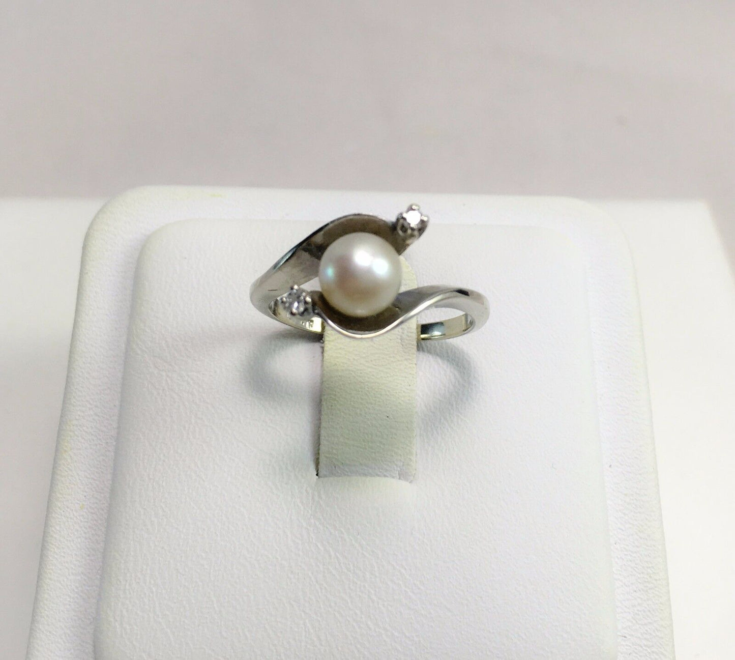 Estate Vintage Antique 10k White Gold White Cultured Pearl Round Diamond Ring