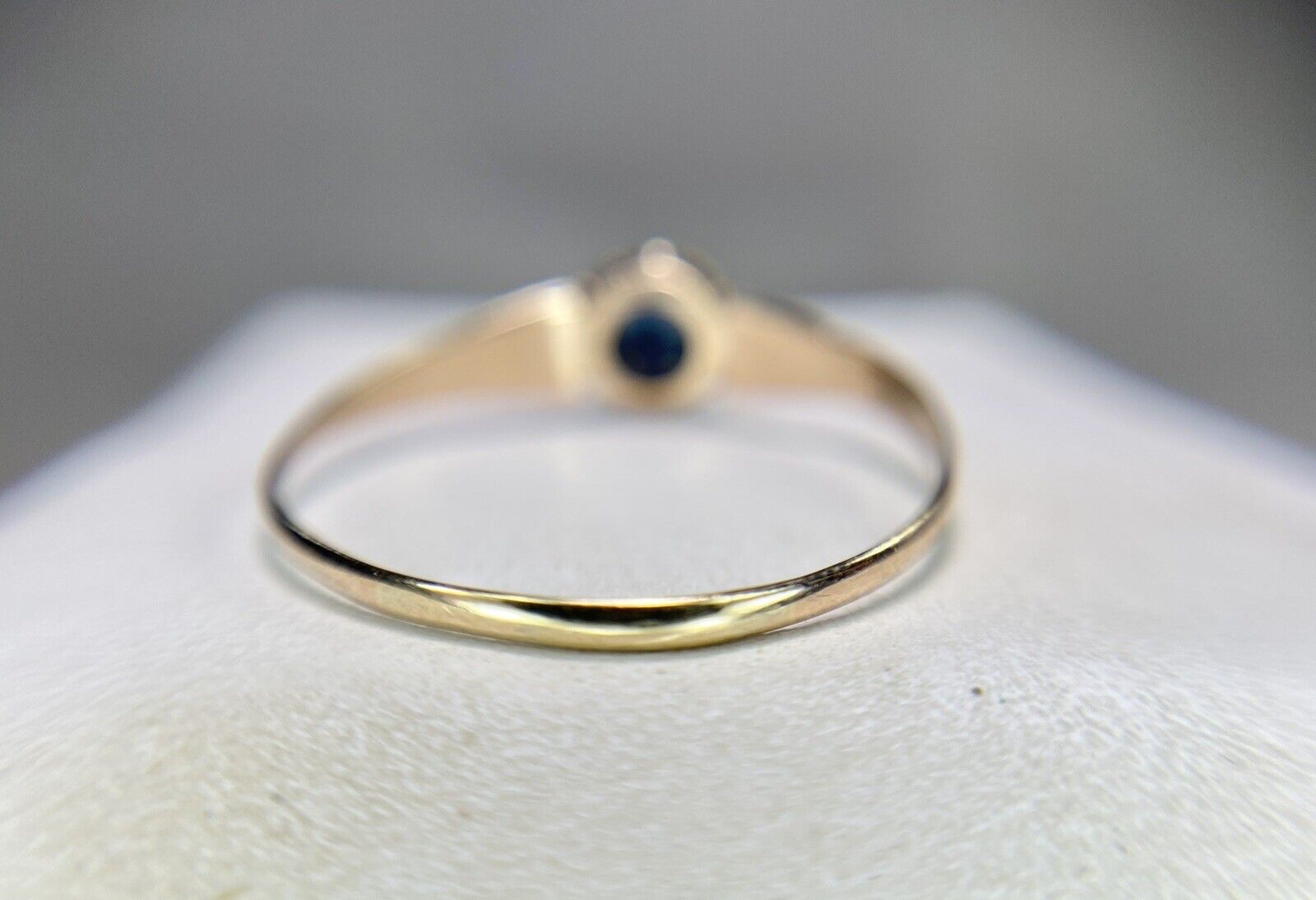 Vintage Art Deco 10k Rose Gold Natural Round Blue Sapphire Solitaire Ring