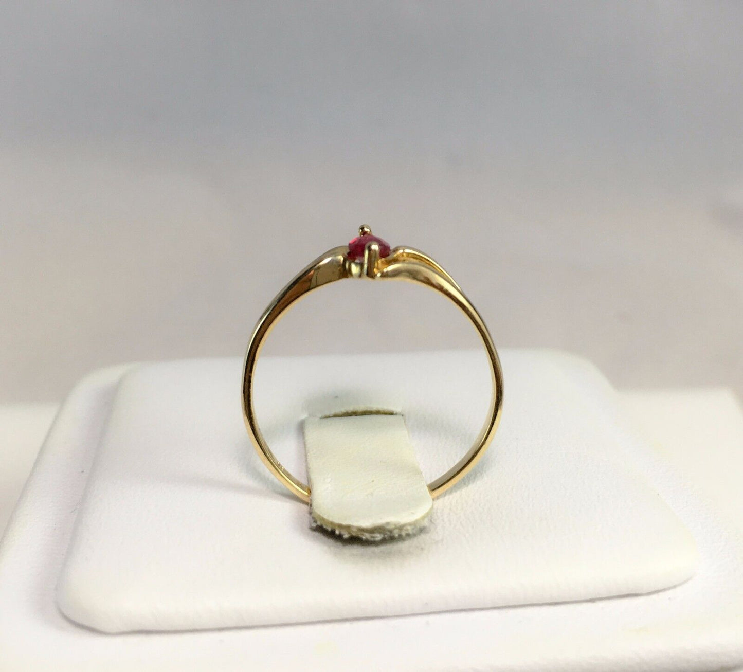 Estate 10k Yellow Gold Marquise Cut Red Pink Tourmaline Solitaire Ring