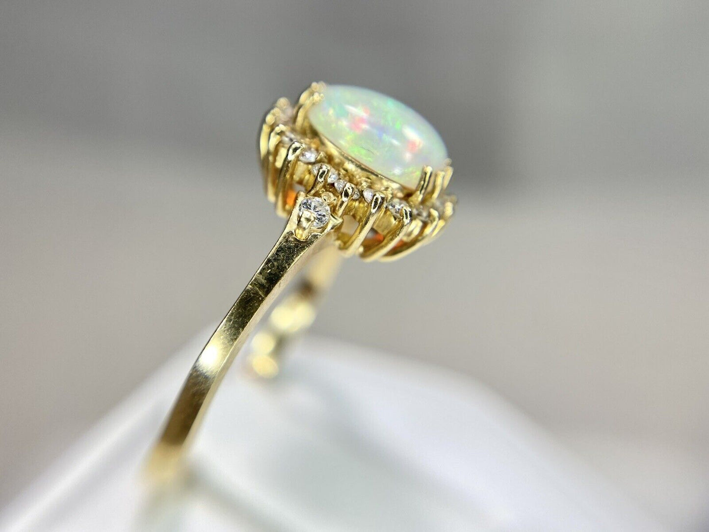 Vintage 14k Yellow Gold Signed Natural Oval Opal Diamond Halo Cocktail Ring