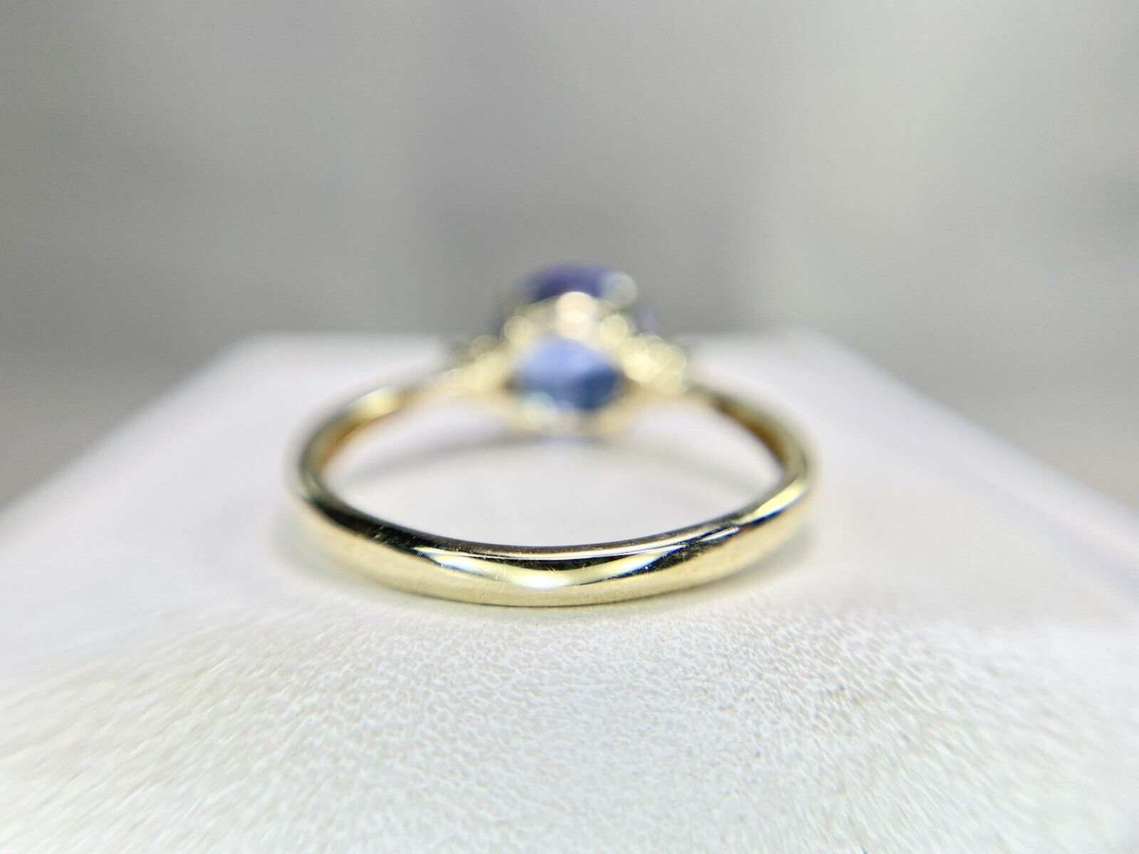 Vintage 14k Yellow Gold Round Tanzanite Natural Diamond Ring