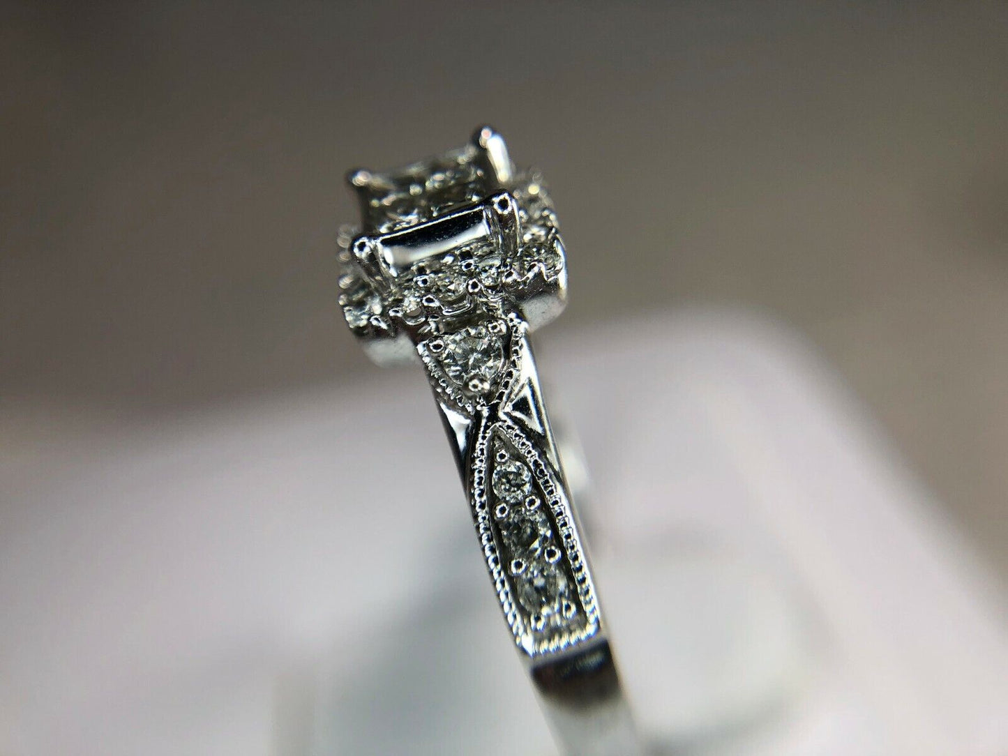 10k White Gold Princess Cut Round Diamond Cluster Engagement Ring 1/3 ct