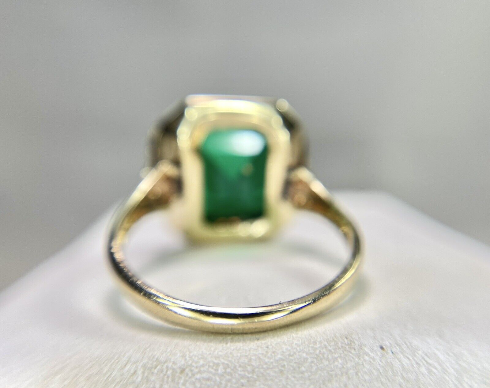 Vintage Art Deco 14k Yellow Gold Handcrafted Green Emerald Bezel Set Ring