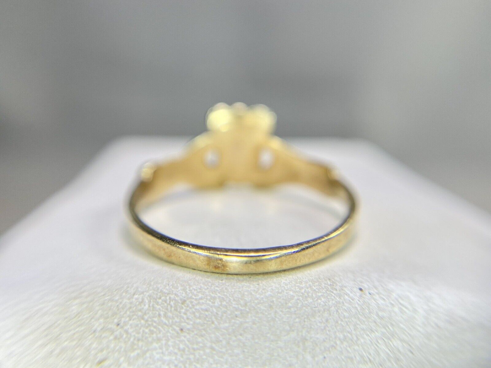 Vintage 10k Yellow Gold Claddagh Irish Classic Heart Shape Ring