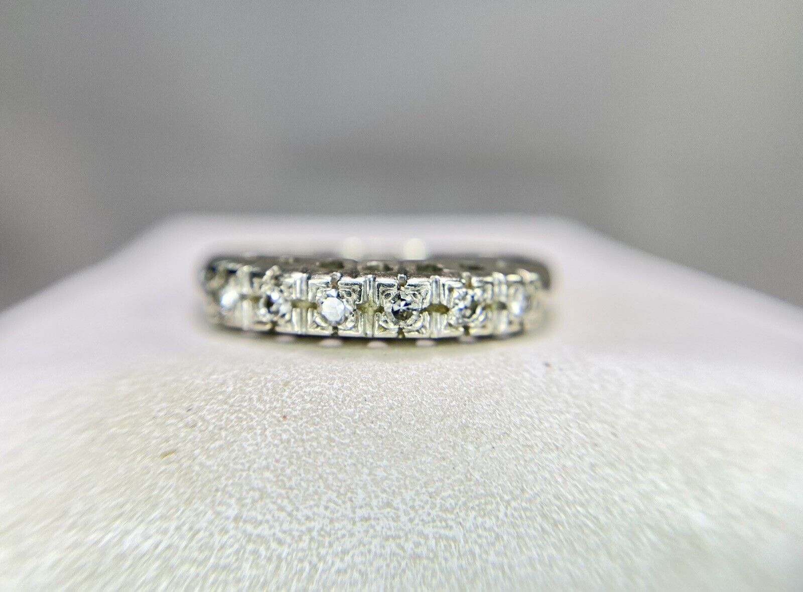 Vintage 14k White Gold Natural Round Single Cut Diamond Wedding Band Ring