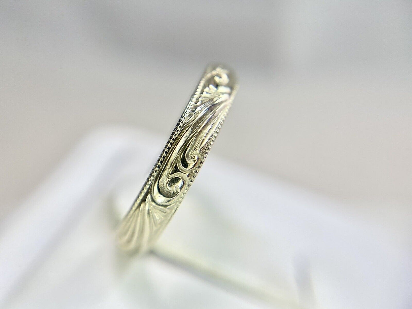 Art Deco 18k White Gold Hand Engraved Wedding Band Ring Size 5.75