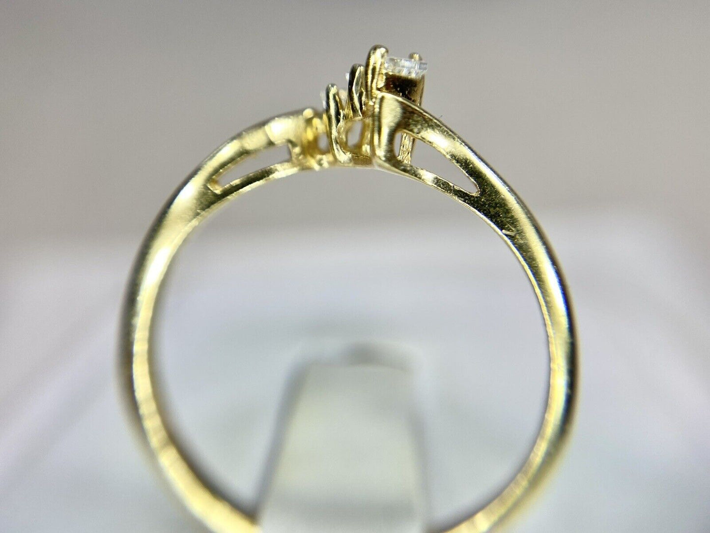 Vintage 14k Yellow Gold Natural Baguette Cut Diamond Bypass Ring