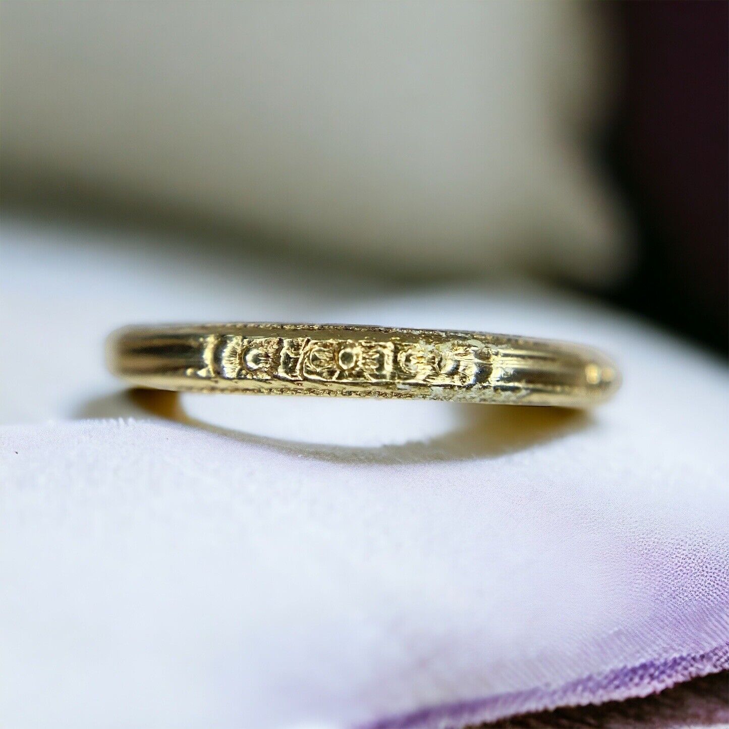 Vintage Art Deco 14k Yellow Gold Classic Thin Wedding Band Ring