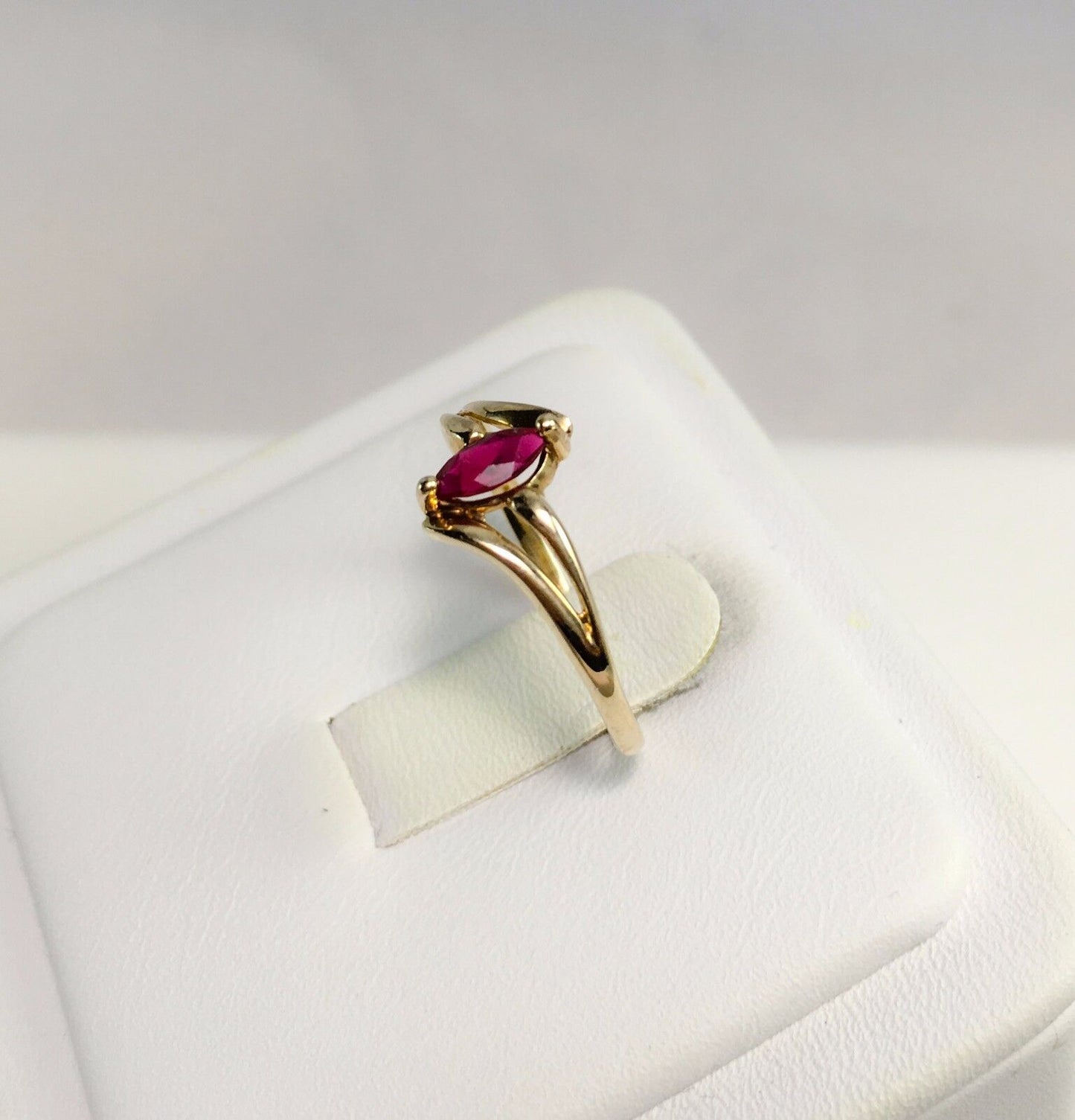 Estate 10k Yellow Gold Marquise Cut Red Pink Tourmaline Solitaire Ring